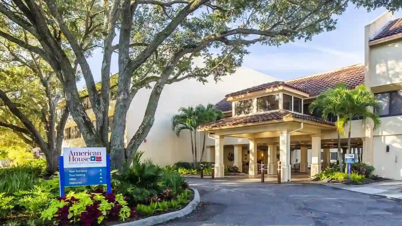 American House Sarasota thumbnail 4