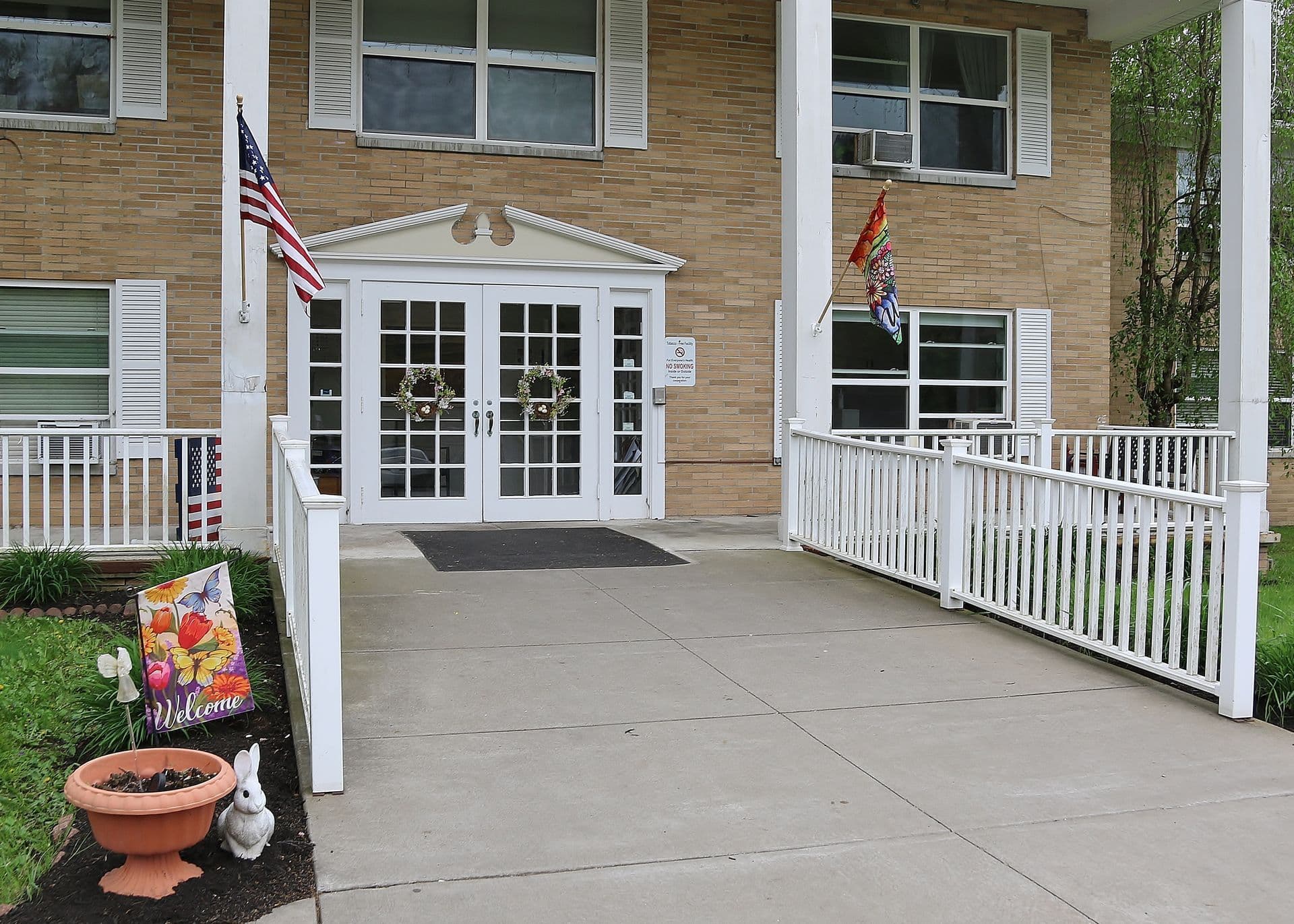 River View Rehabilitation And Nursing Care Center thumbnail 7