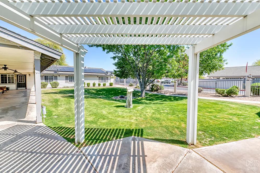 Paradise Valley Senior Living thumbnail 4