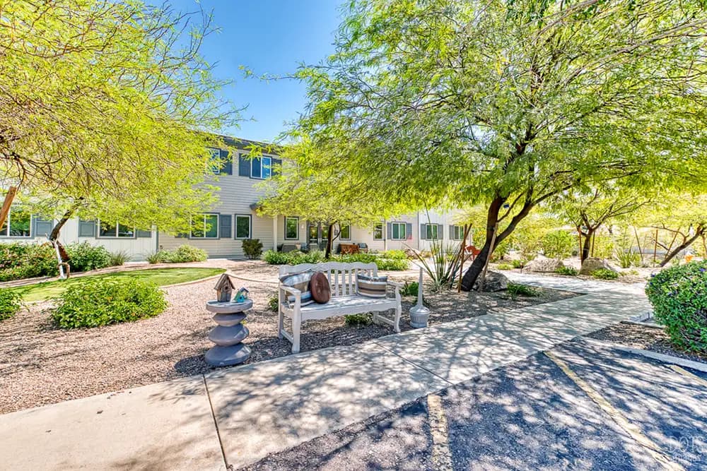 Paradise Valley Senior Living thumbnail 3