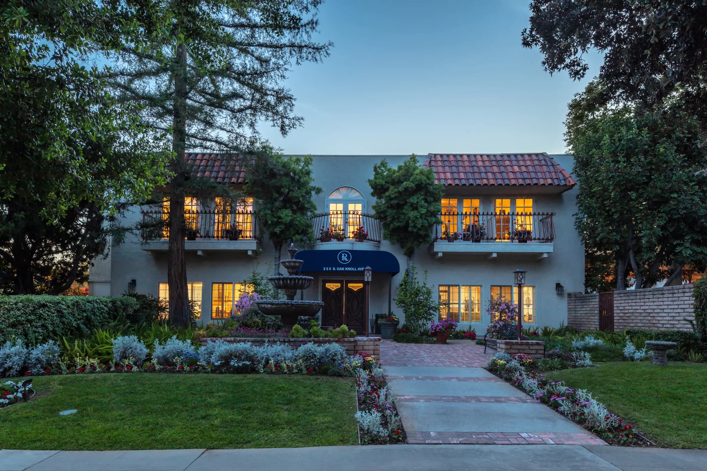Regency Park Oak Knoll thumbnail 5
