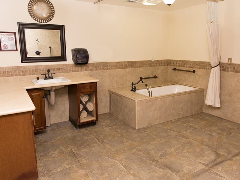 Country Manor Healthcare thumbnail 5