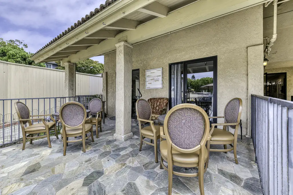 Santa Barbara Memory Care thumbnail 8