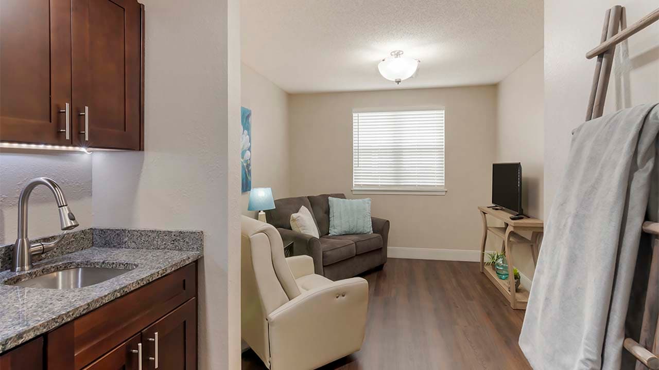 Stratford Commons Memory Care Community thumbnail 6