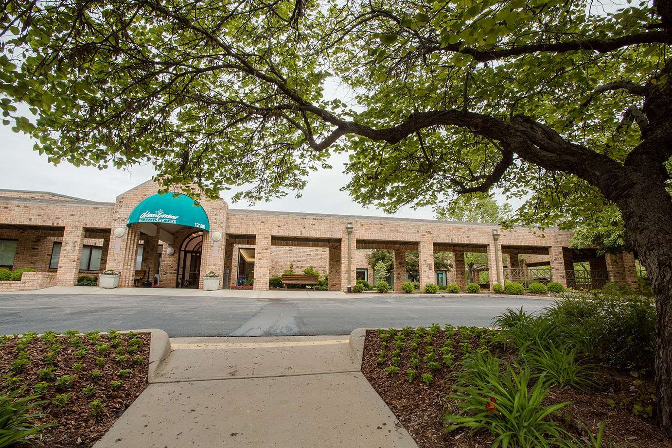 Delmar Gardens Of Overland Park