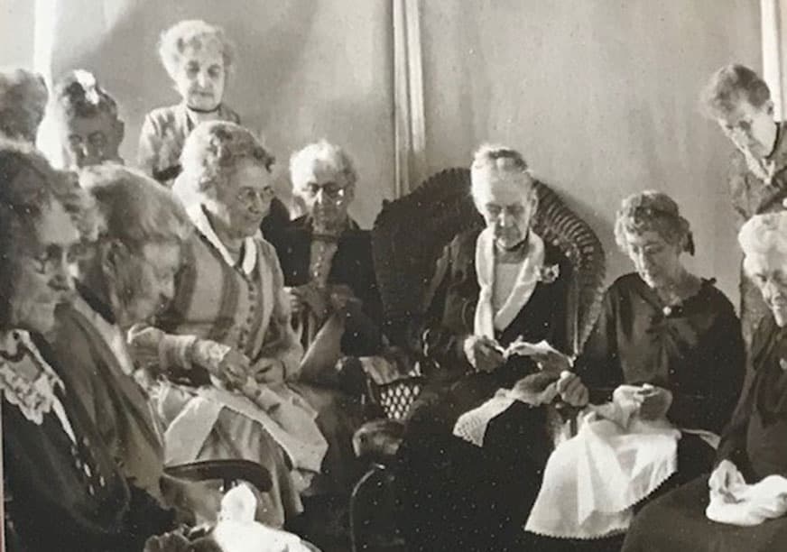 Hollenbeck Palms thumbnail 6