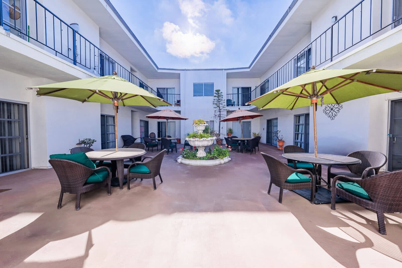 West Pico Terrace Assisted Living thumbnail 2