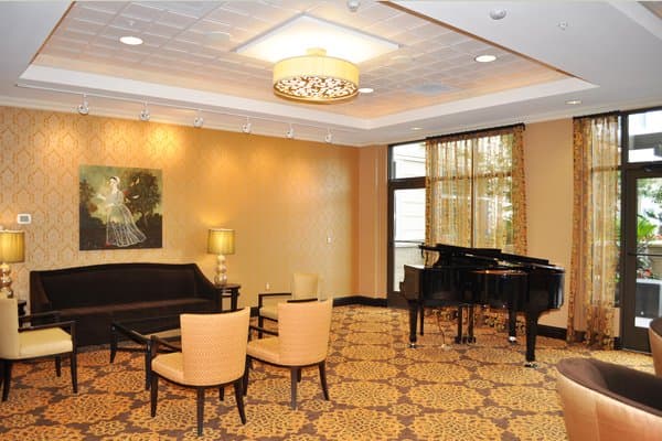 Aljoya Thornton Place, a CCRC