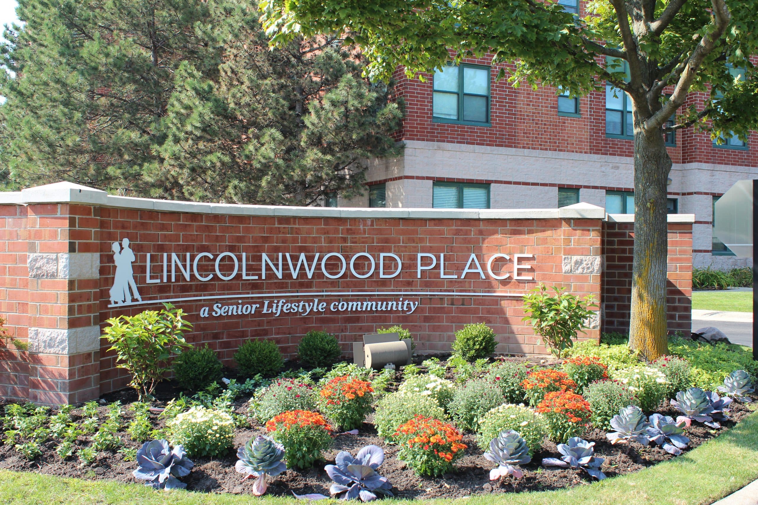 Lincolnwood Place - Photo 1